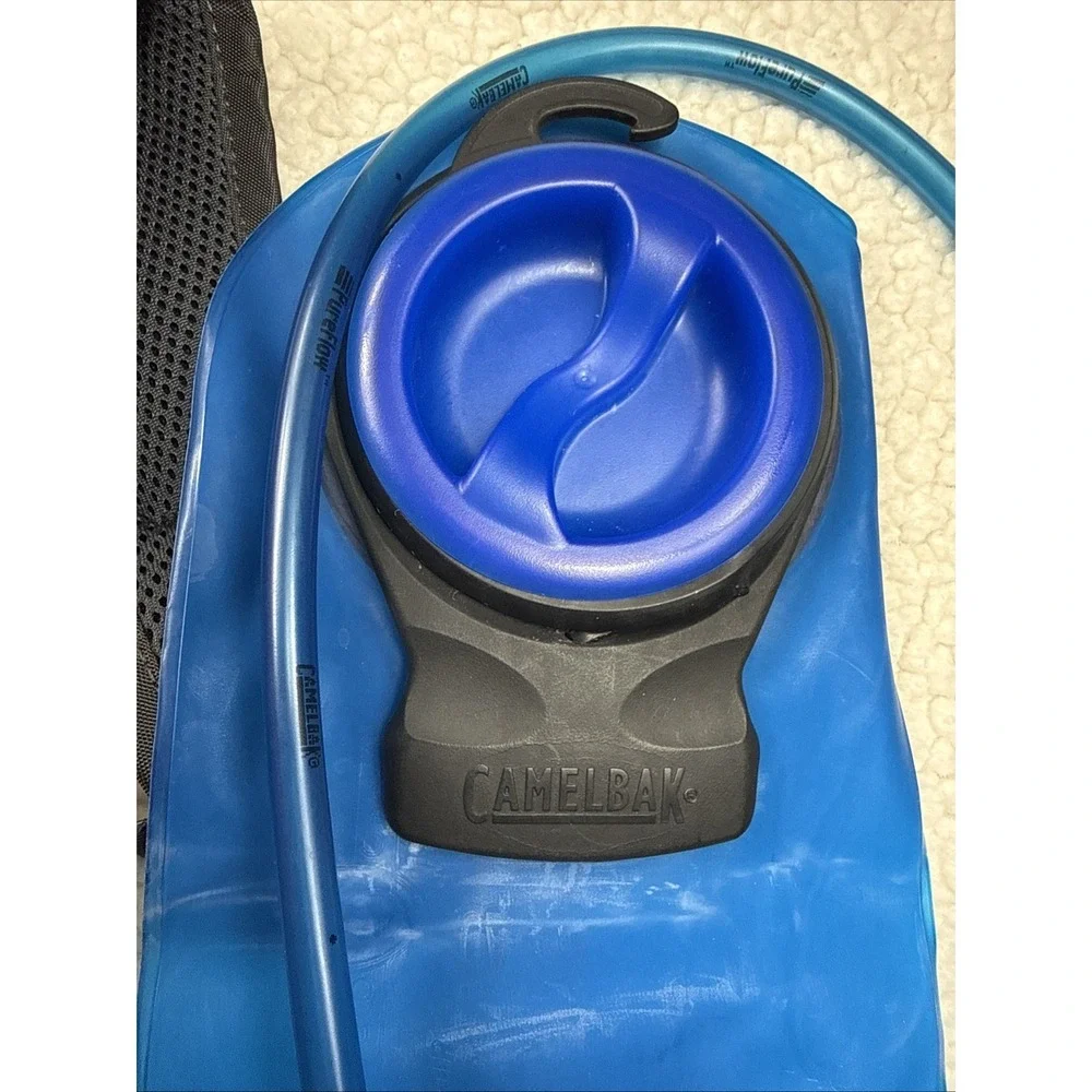 Camelbak rouge red